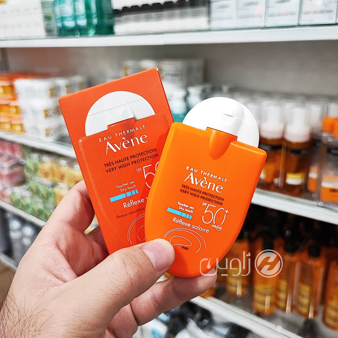 ضدآفتاب بی رنگ و فاقد چربی اون مدل رفلکس سولار SPF50